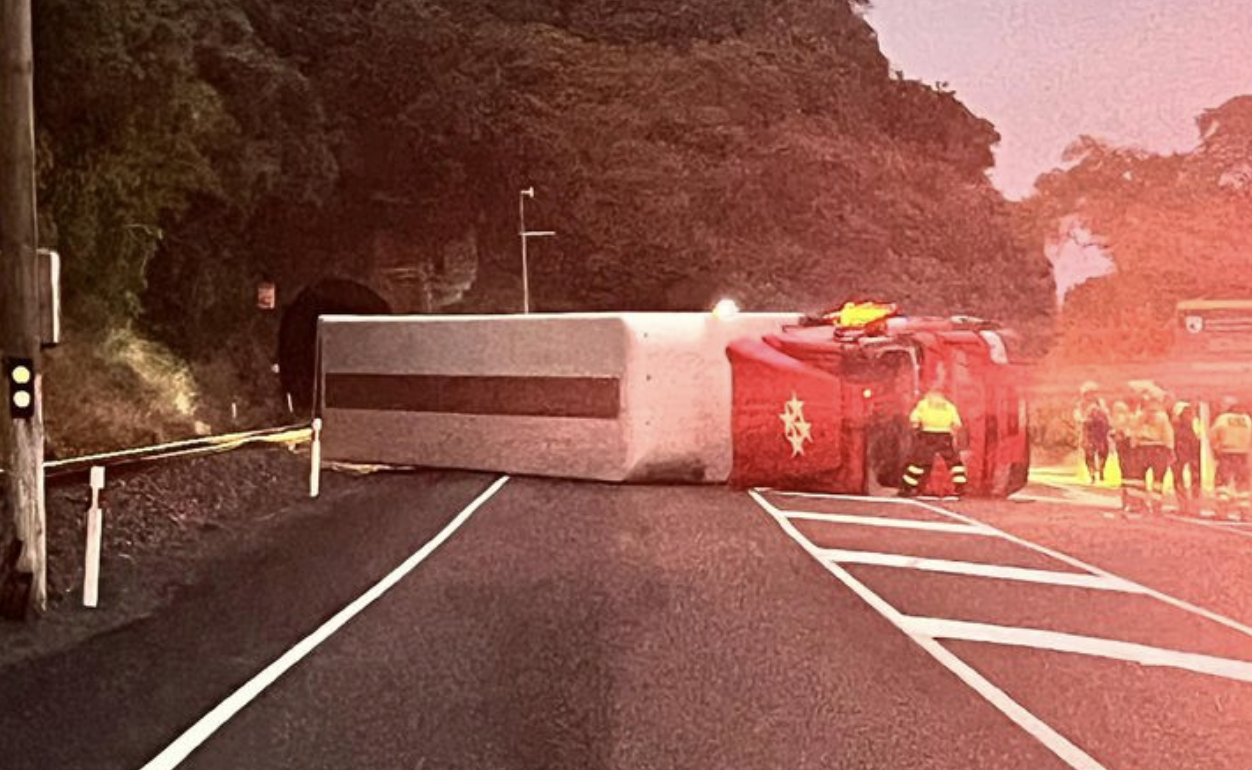 One lane of State Highway One re-opens following a serious crash south ...