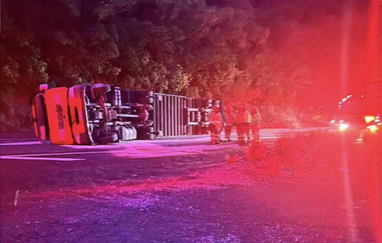  One lane of State Highway One re-opens following a serious crash south of Kaikoura. 