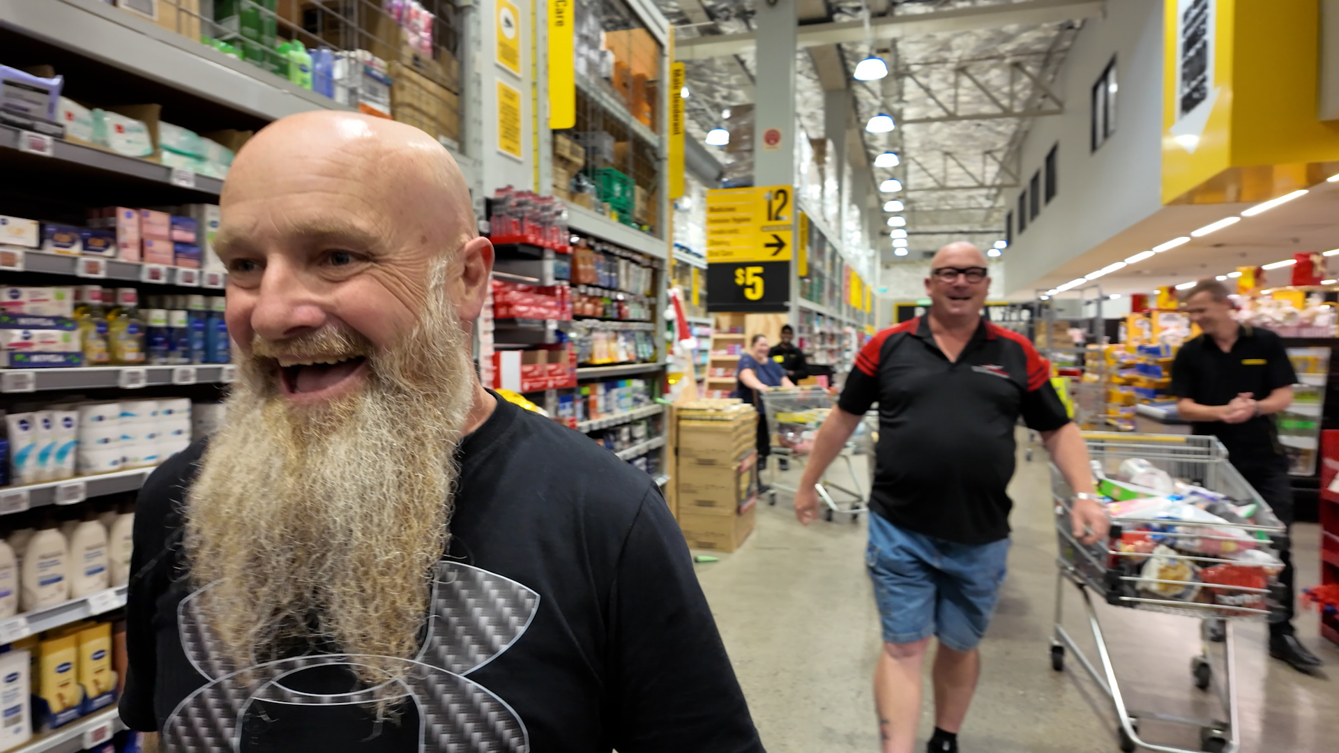 Grocery grab turns PAK’nSAVE Hornby into a festive racetrack
