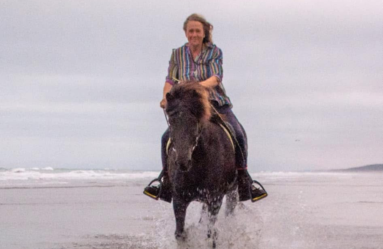 Tributes flow for beloved Woodend horse riding instructor