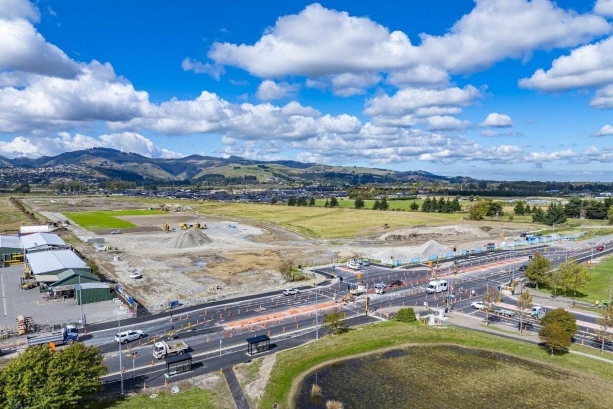 Seymour blames red tape as ‘ghost supermarket’ sits empty in Halswell