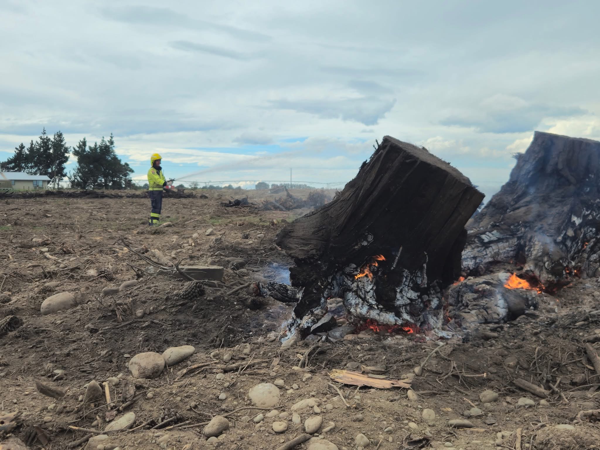 Canterbury vegetation fires ignited by windblown embers