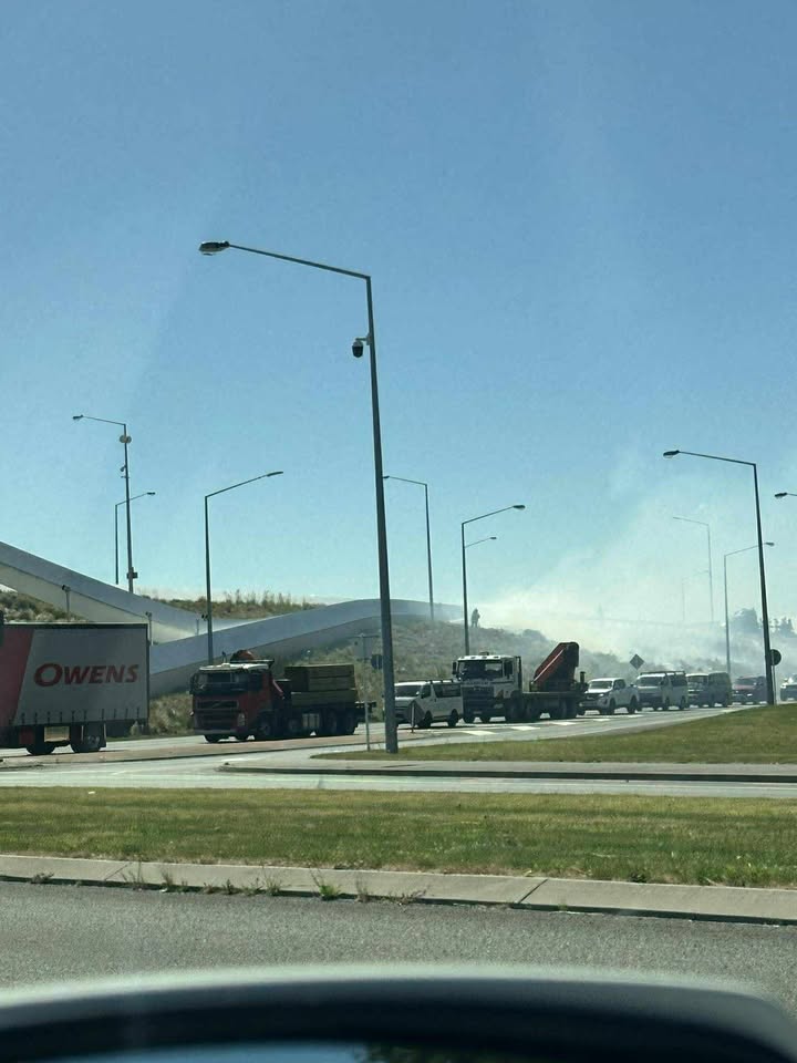 Southbound SH1 closed near Christchurch Airport due to fire