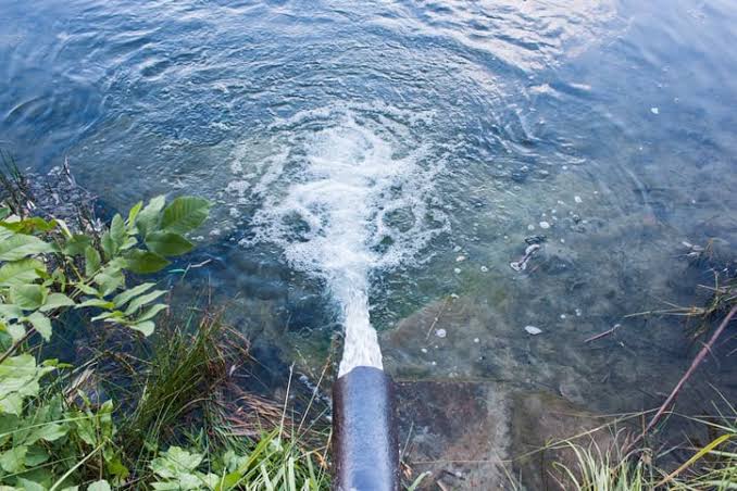 Burst water main blamed for Diamond Harbour sewage spill