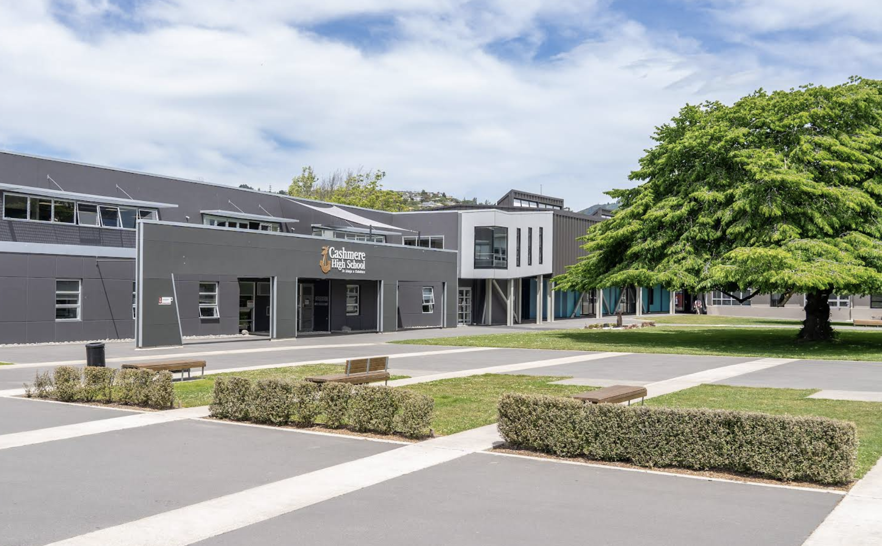 Christchurch teacher struck off after sexual relationship with student
