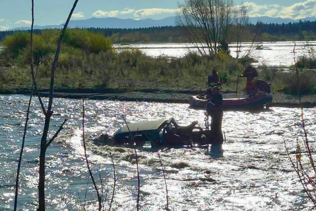Coastguard rescues person and dogs stranded on ute in Waimakariri River