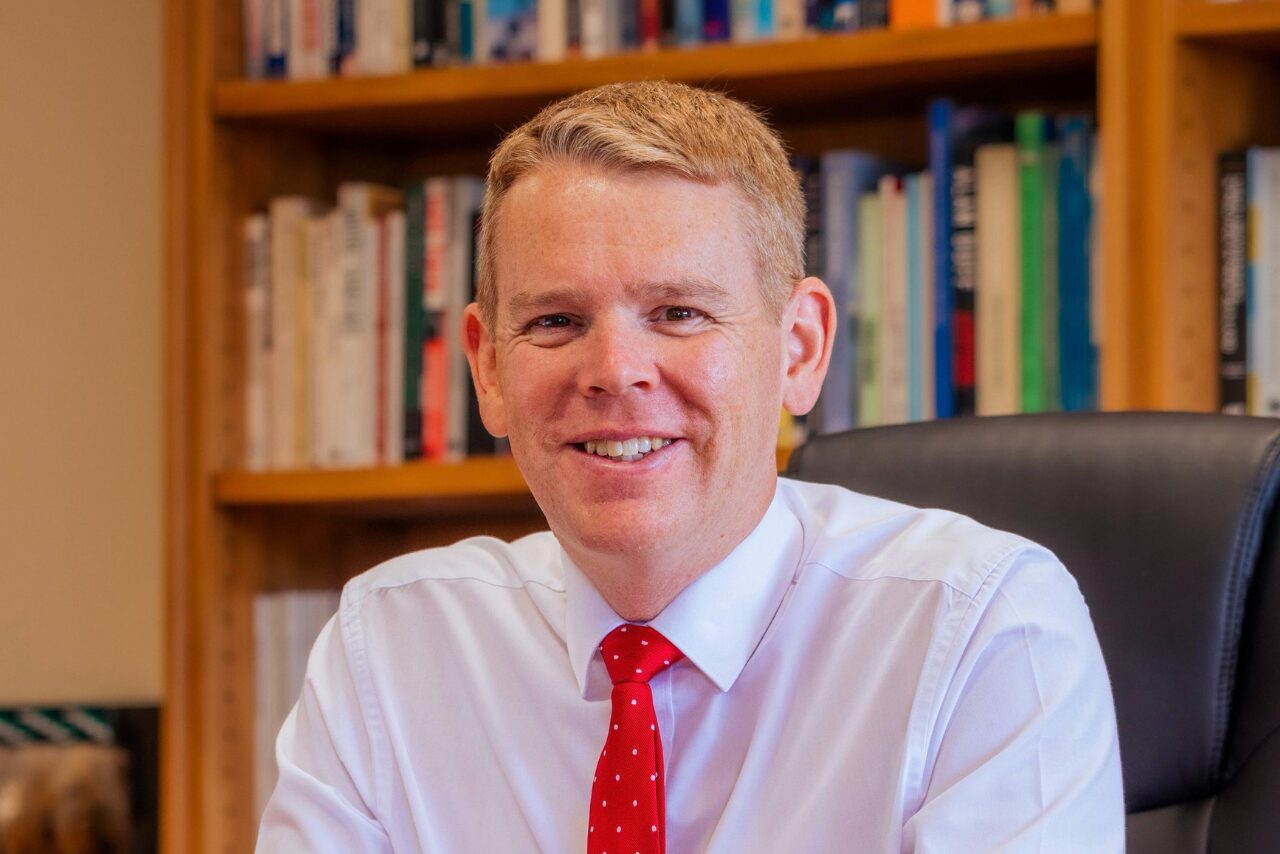 Labour promises free maternity scans under Medicard plan