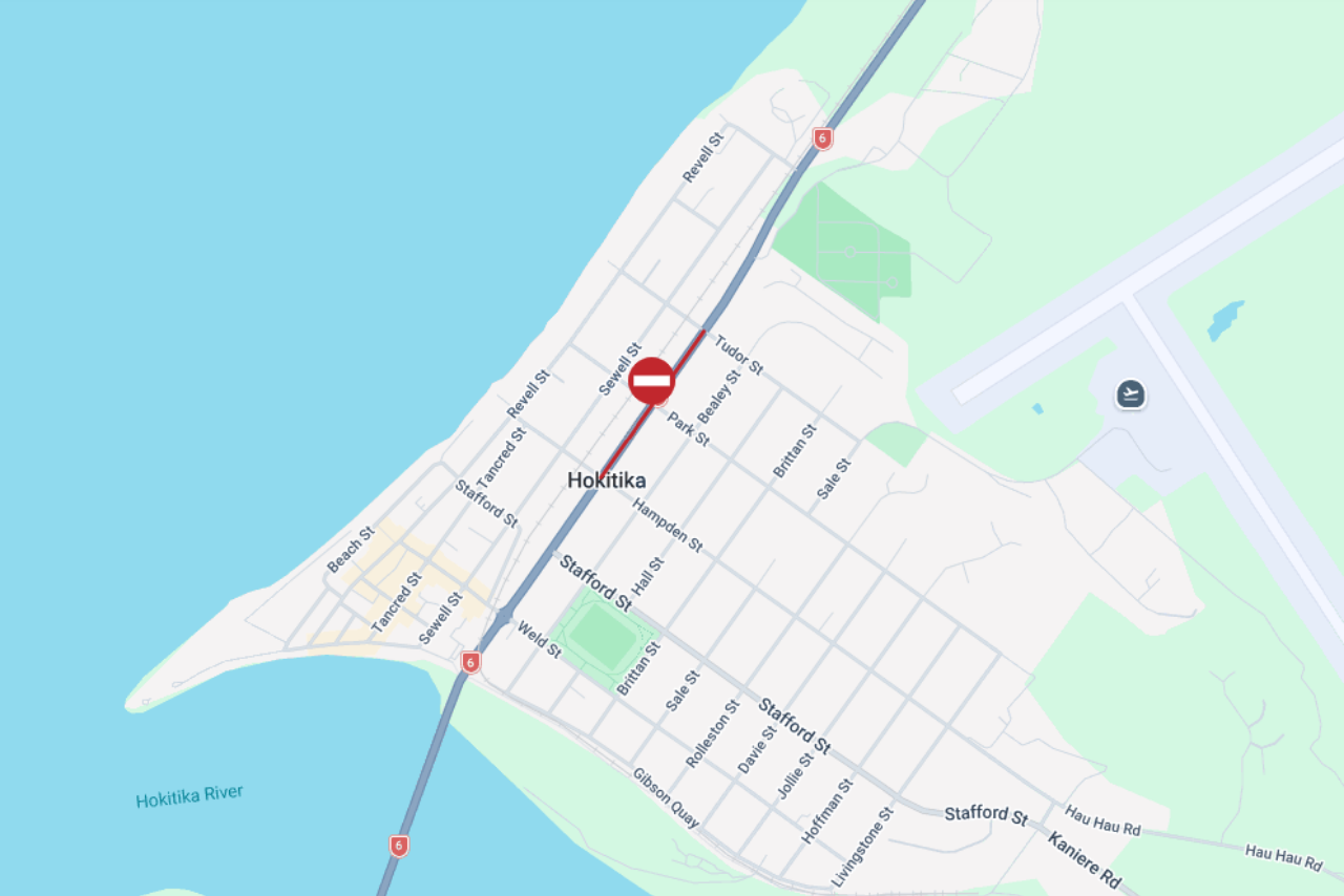 Pedestrian seriously injured in Hokitika crash, SH6 closed