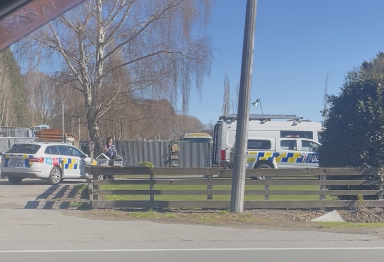 Armed police operation in Marshland