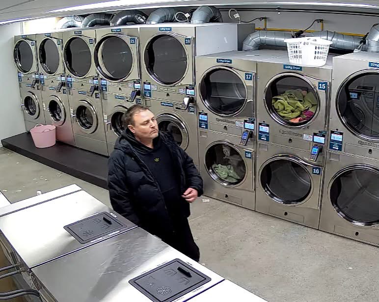Police seek man after Papanui laundromat incident