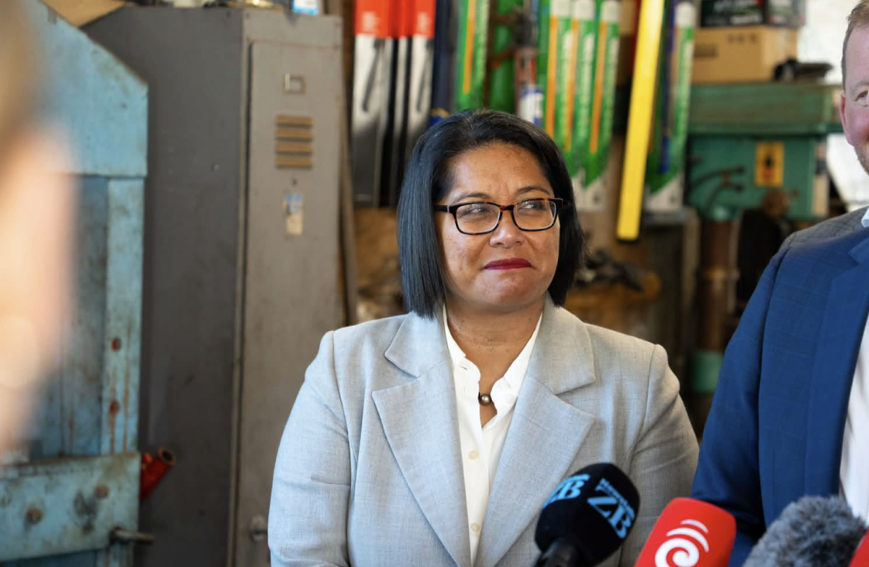 Better fiscal outlook, but political battle continues over state of the economy