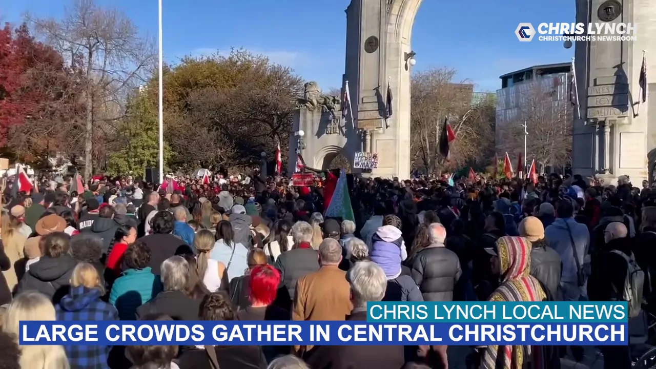 Large crowds at Christchurch’s Bridge of Remembrance