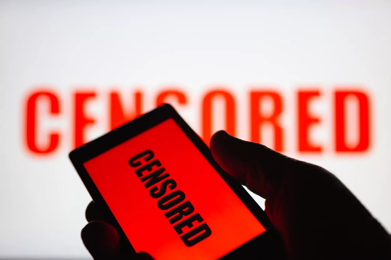 Smartphone censored