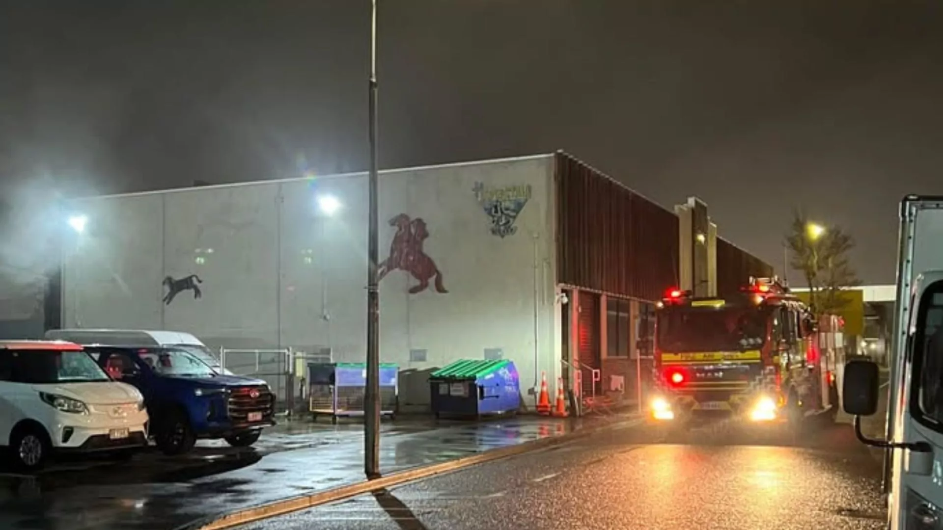Early-morning fire at Christchurch Lone Star