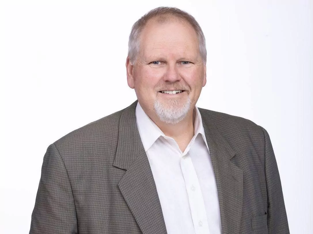 Hornby councillor Mark Peters confirms re-election bid