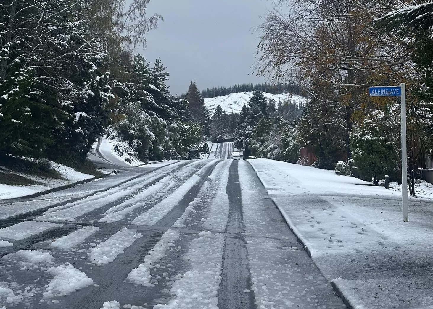 Highways begin to reopen after snow closures across South Island