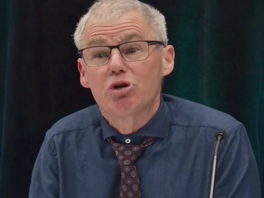Immunologist says shutting down debate during pandemic for “greater good” was justified