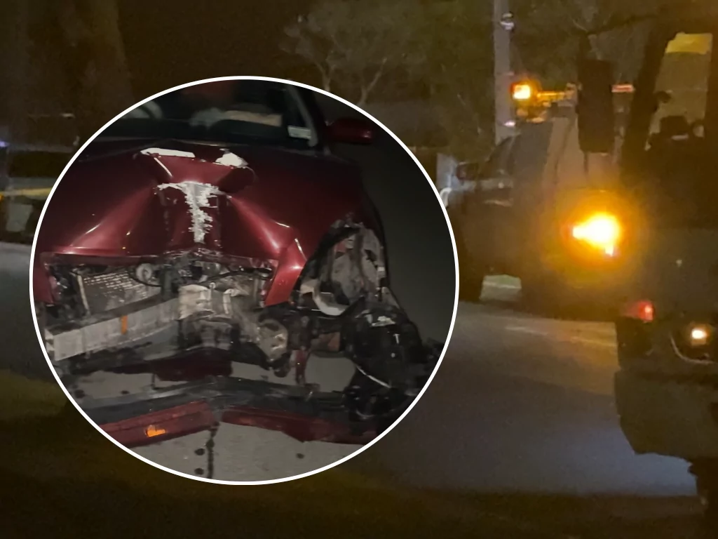 Car crashes into power pole in Avonside