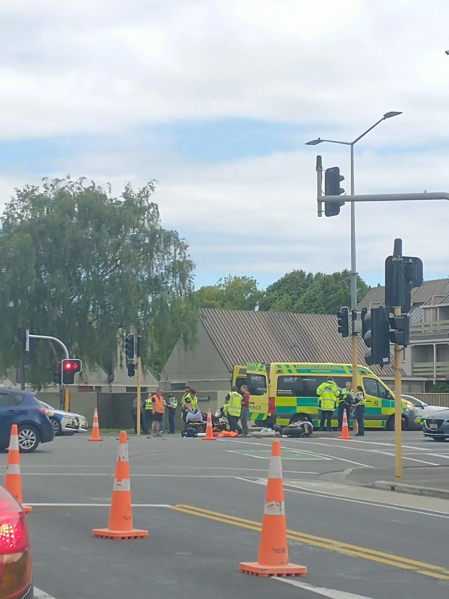 Motorcyclist seriously injured in Addington crash