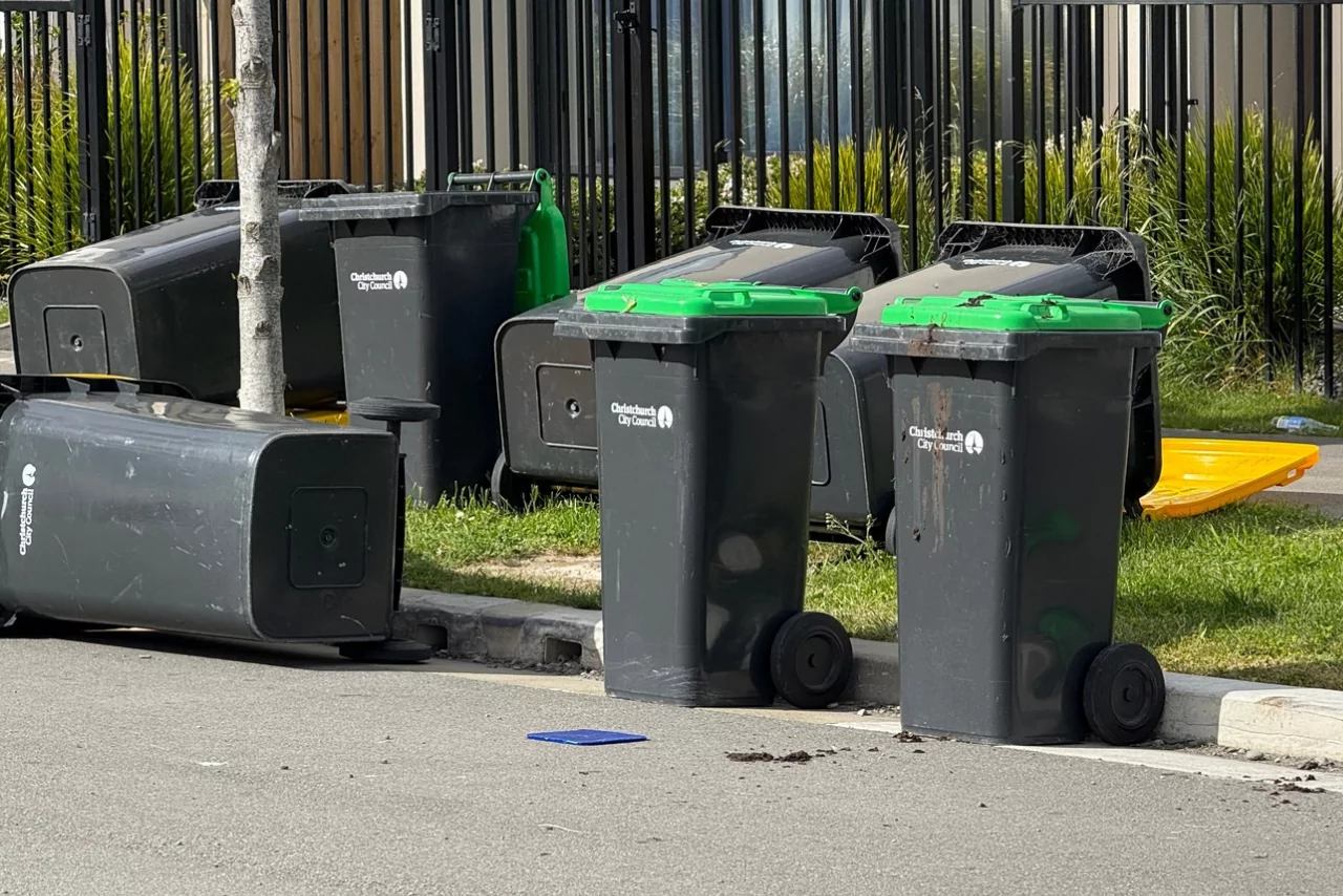 Residents urged to secure rubbish bins