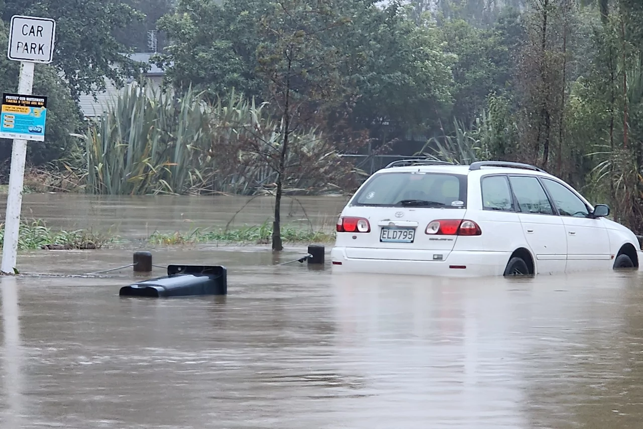 Flooding spreads across Christchurch, Boil water notice Wainui on Banks Peninsula