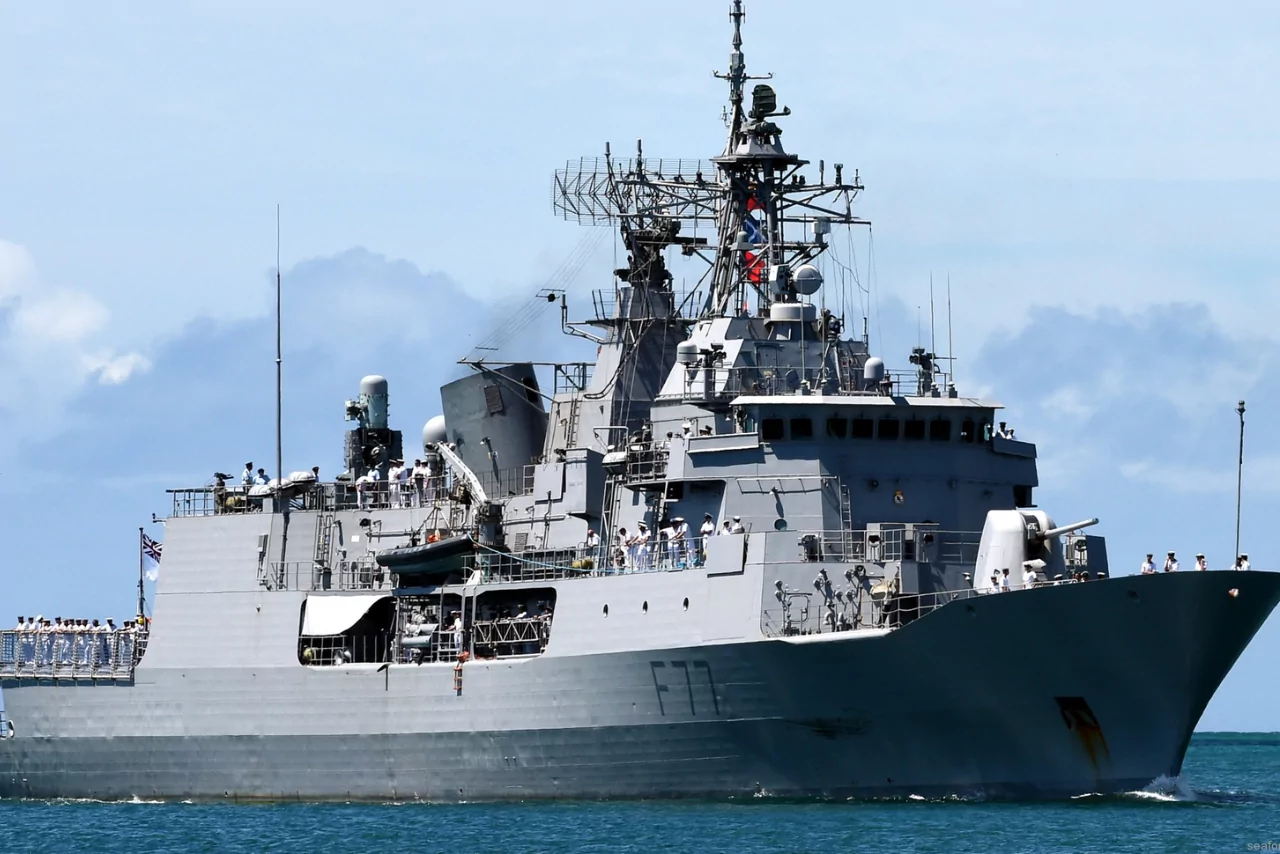 Oil spill in Akaroa Harbour after navy vessel incident