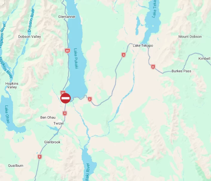 Crash closes State Highway 8 near Lake Pukaki